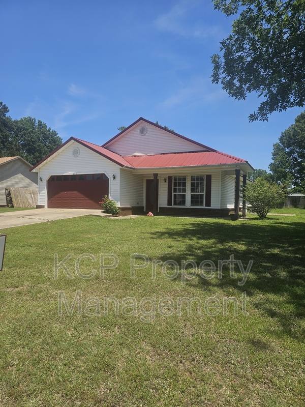 House for rent at 2013 Cherrybark Bend, Greenwood, AR 72936