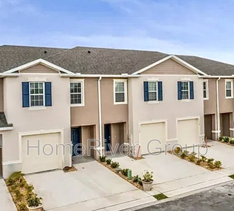 Townhouse for rent at 1264 Yellow Finch Dr, Davenport, FL 33837