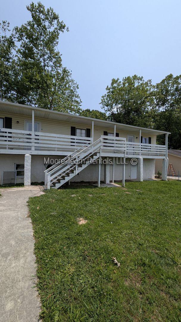 Apartment for rent at 1226 Martin Circle, Hendersonville, NC 28792