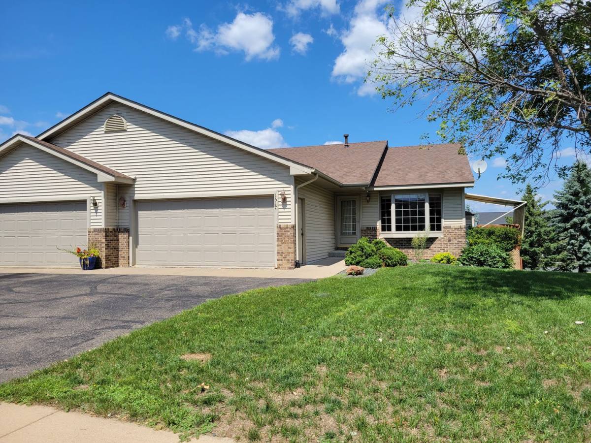 House for rent at 1517 Covey Dr, River Falls, WI 54022
