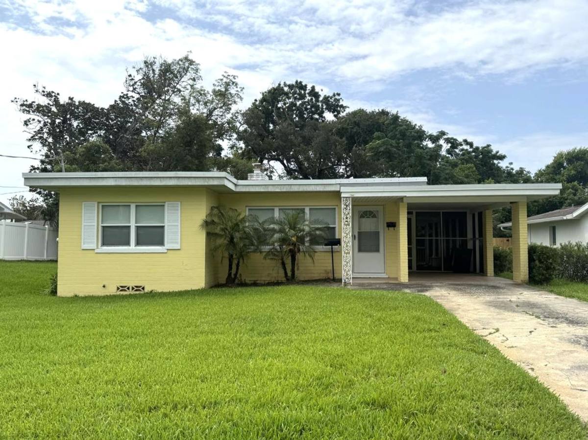 House for rent at 52 Neptune Ave, Ormond Beach, FL 32176