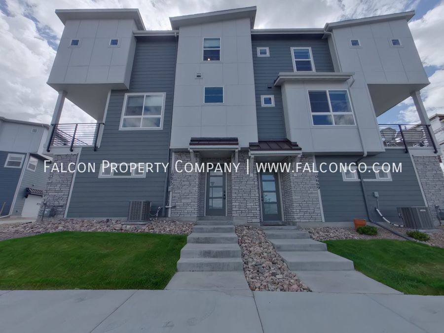 Townhouse for rent at 10672 Larimar Point, Colorado Springs, CO 80908