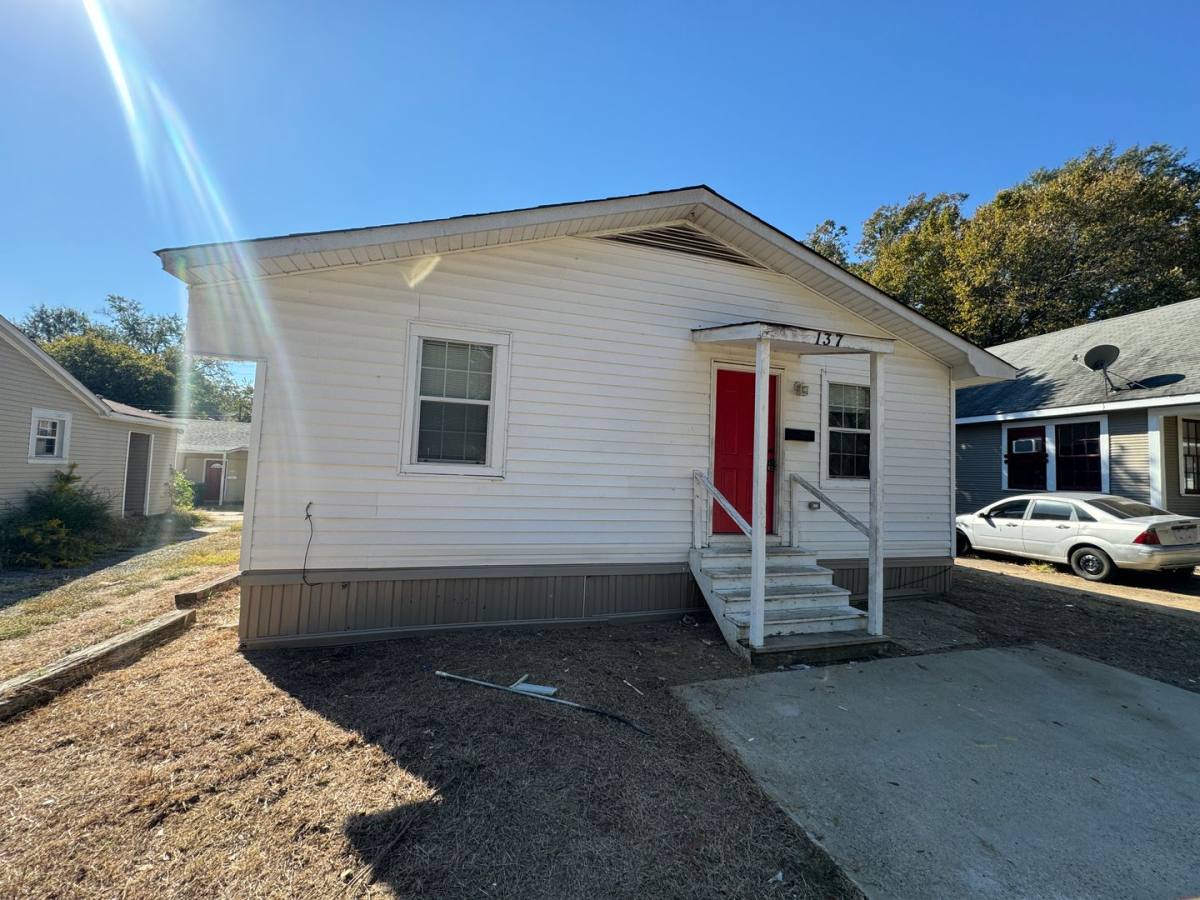 House for rent at 137 Olive, Shreveport, LA 71104