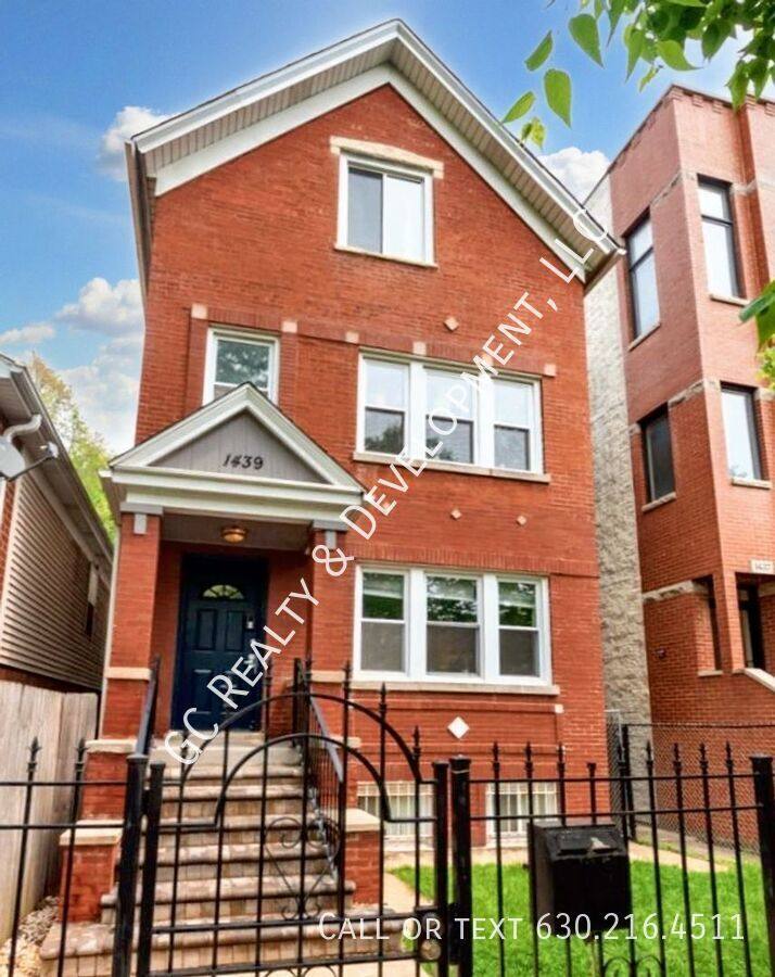 Apartment for rent at 1439 N Artesian Ave #2, Chicago, IL 60622