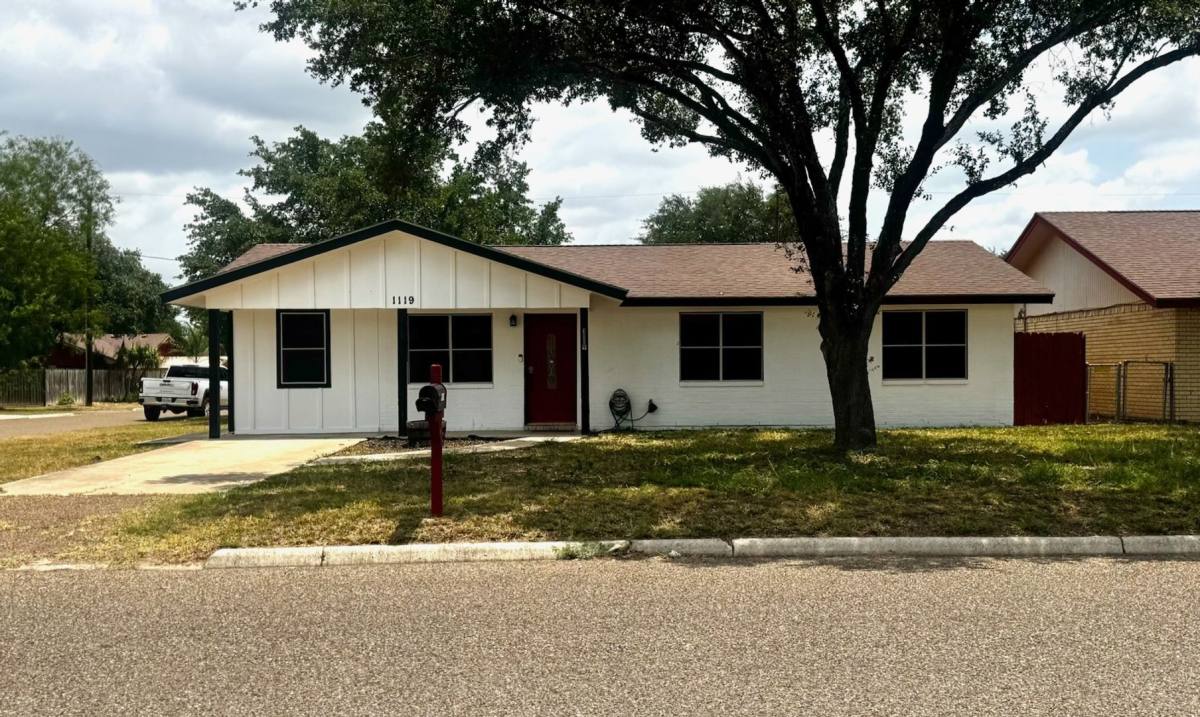 House for rent at 1119 Barnes St, Mission, TX 78572