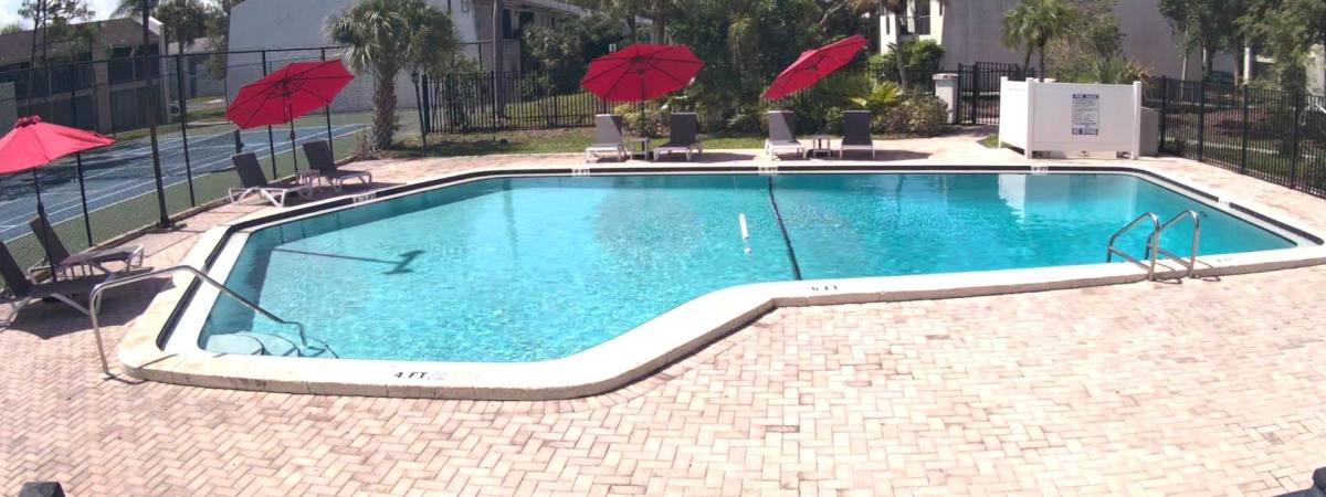 Apartment for rent at 13300 Walsingham Rd, Largo, FL 33774