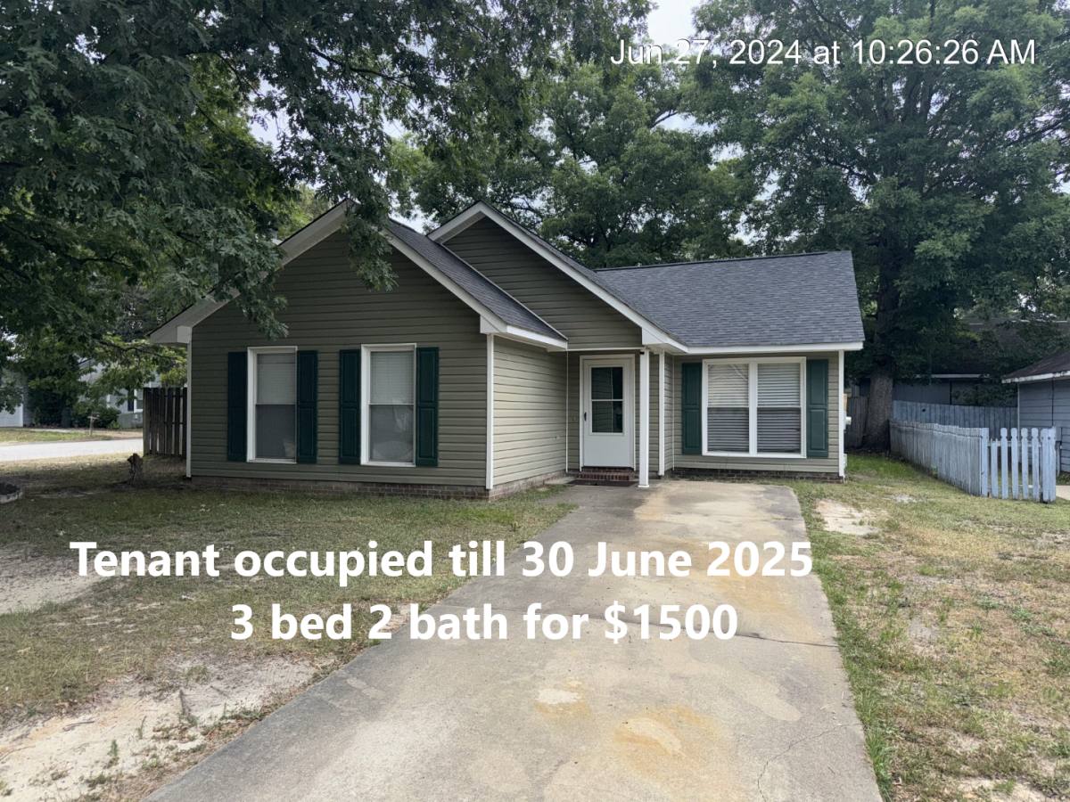 House for rent at 501 Hollyberry Lane, Fayetteville, NC 28314