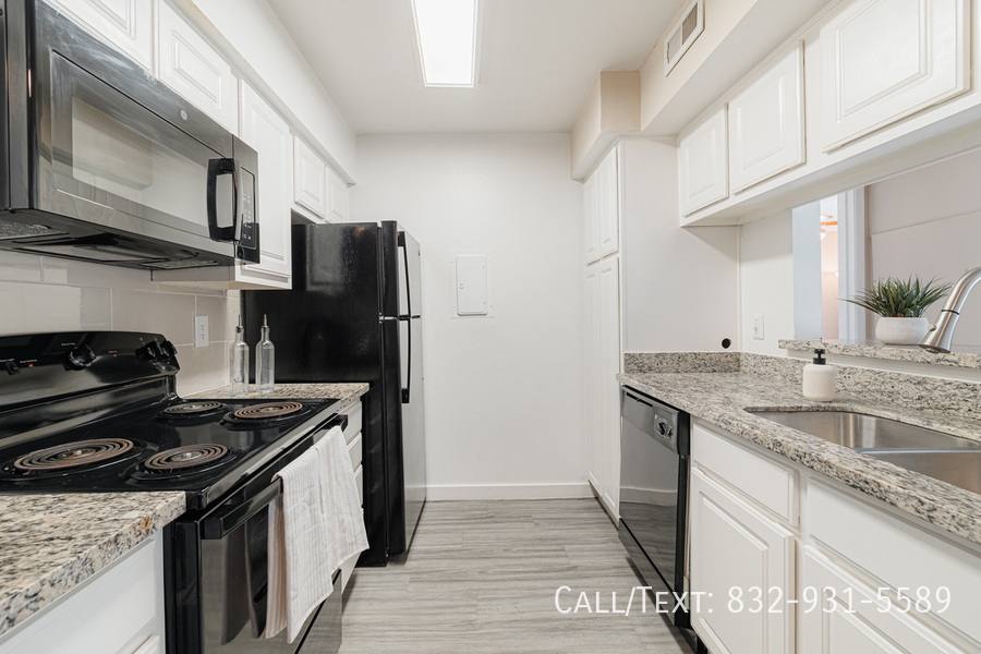 Apartment for rent at 7103 Grand Blvd #7ALM, Houston, TX 77054