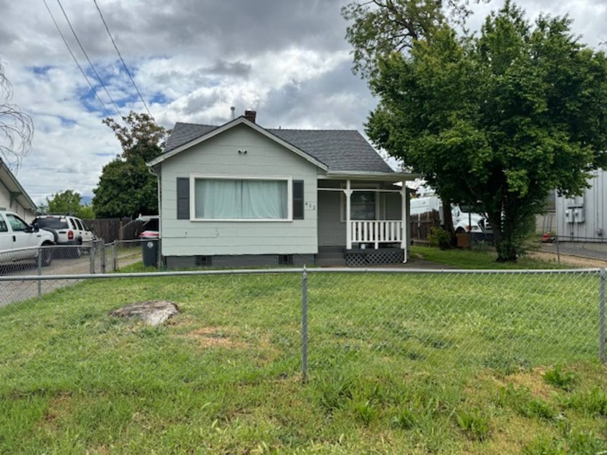412 Western Ave, Medford, OR 97501