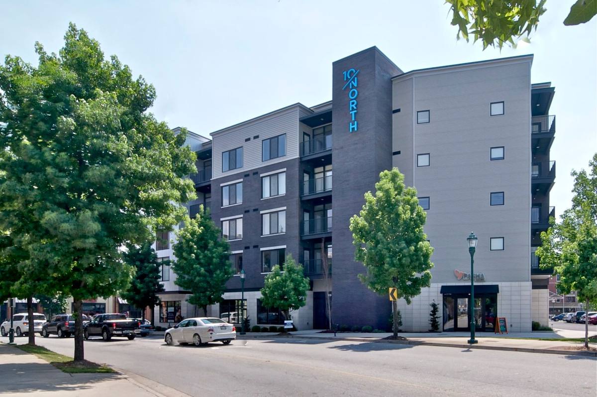 Apartment for rent at 20 Cherokee Blvd, Chattanooga, TN 37405