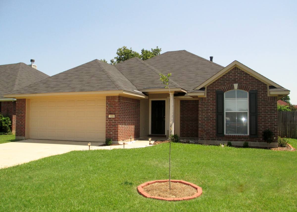 House for rent at 1656 Williamsburg, Bossier City, LA 71112