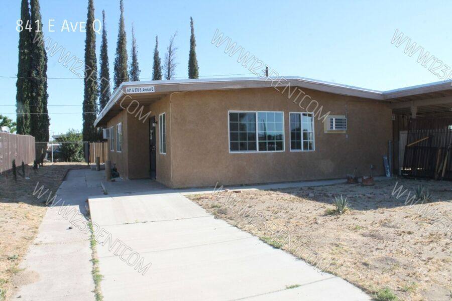 House for rent at 841 E Ave #Q, Palmdale, CA 93550