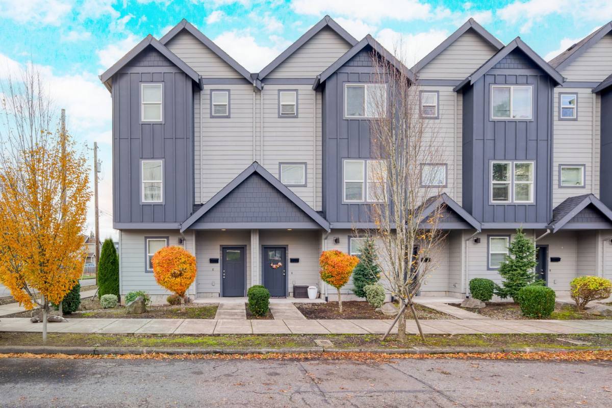 Apartment for rent at 603-619 NE 92nd Ave, Portland, OR 97220