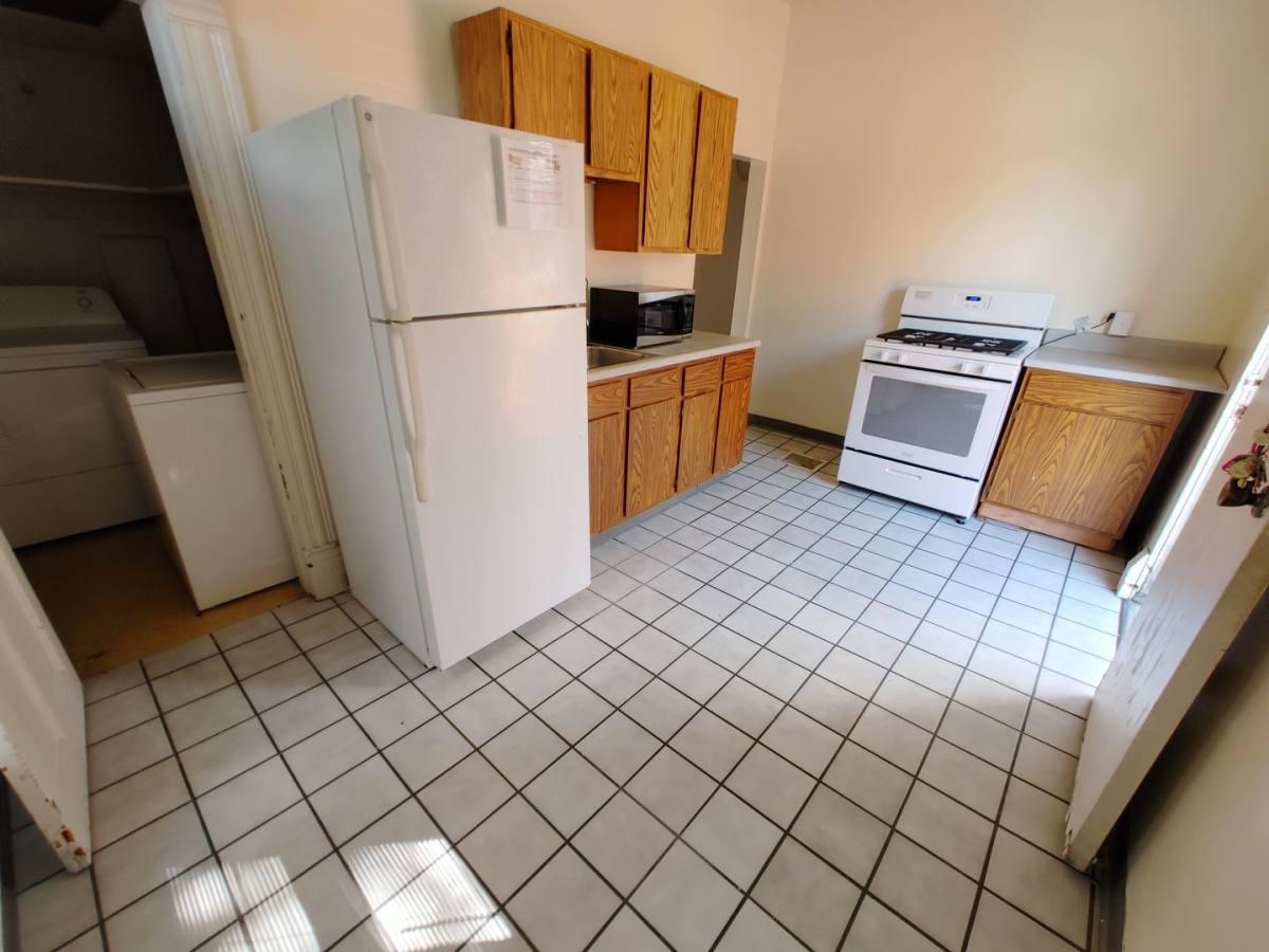 Apartment for rent at 133 - 1335 W, Columbus, OH 43201