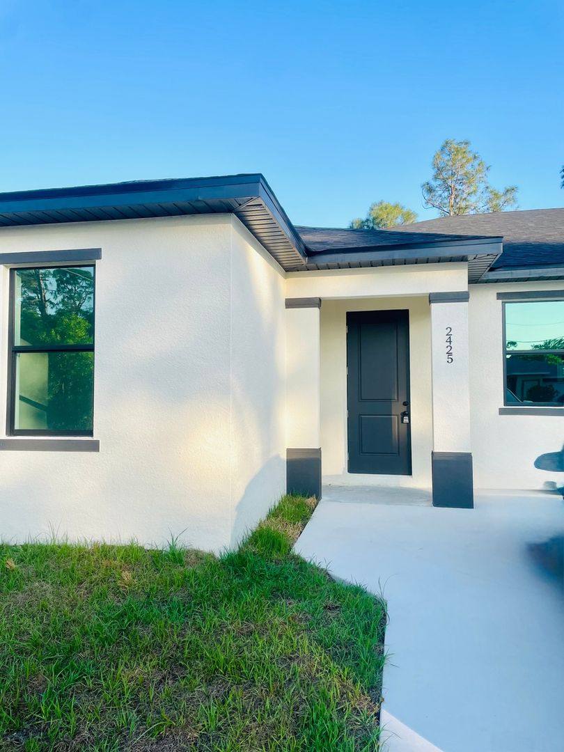 Townhouse for rent at 2425 Millie Ave S, Lehigh Acres, FL 33973