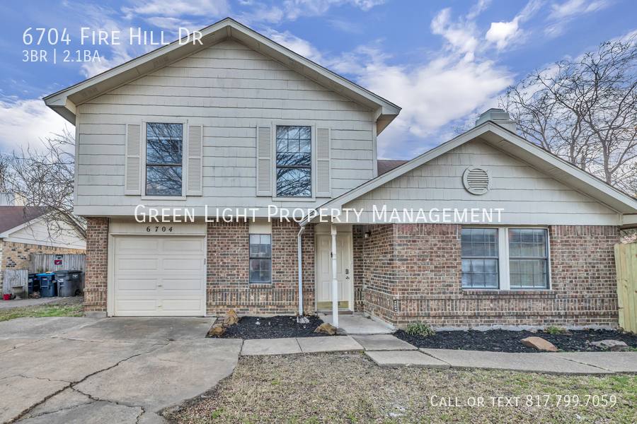House for rent at 6704 Fire Hill Dr, Fort Worth, TX 76137