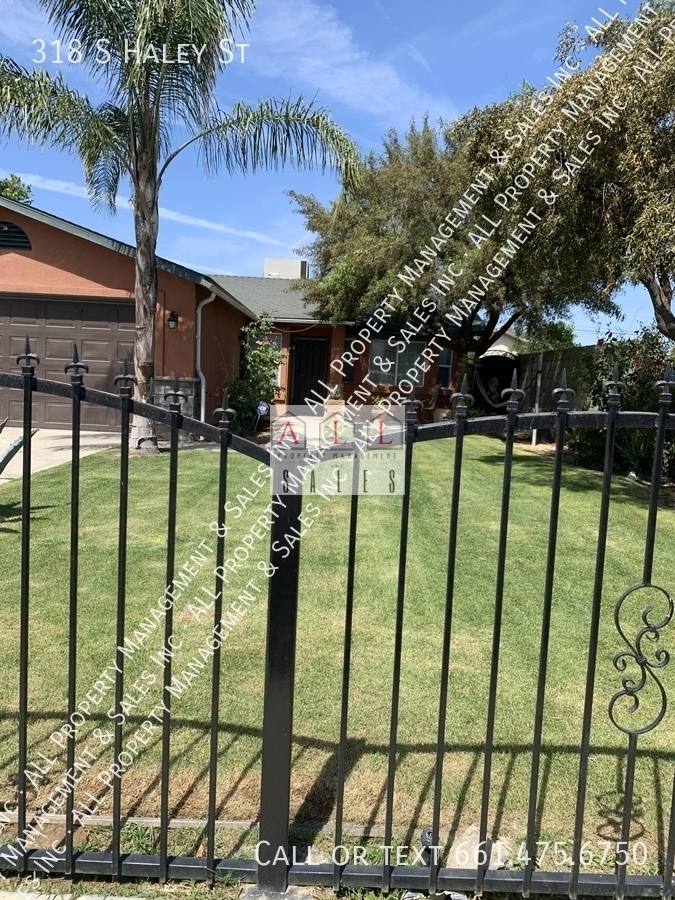 House for rent at 318 S Haley St, Bakersfield, CA 93307