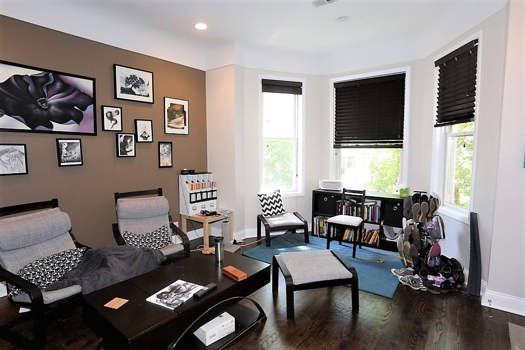 Apartment for rent at 4849 N Seeley Ave #2, Chicago, IL 60625