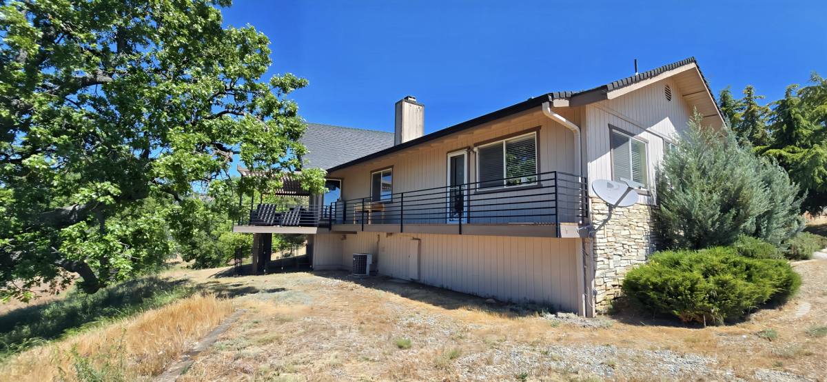 House for rent at 25041 Cannonero Court, Tehachapi, CA 93561