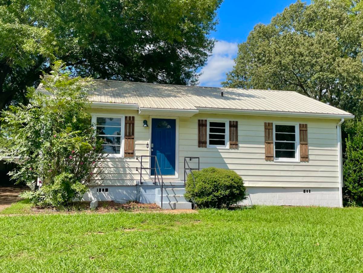 House for rent at 1906 Harrison St SE, Decatur, AL 35601