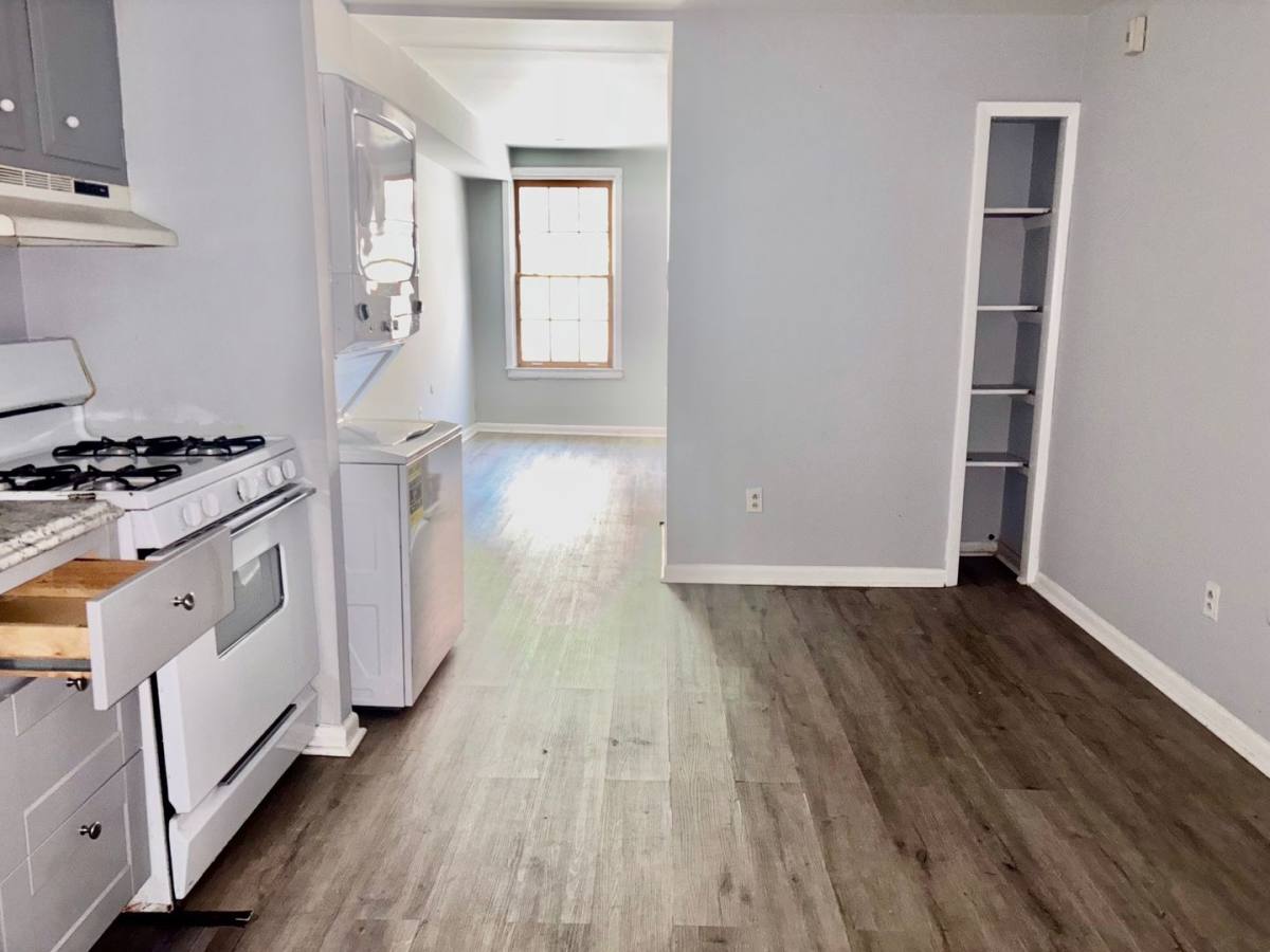 Apartment for rent at 508 S Juniper St, Philadelphia, PA 19147