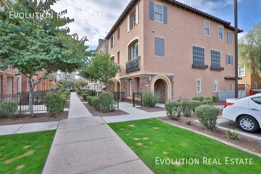 House for rent at 2623 S Key Biscayne Dr, Gilbert, AZ 85295