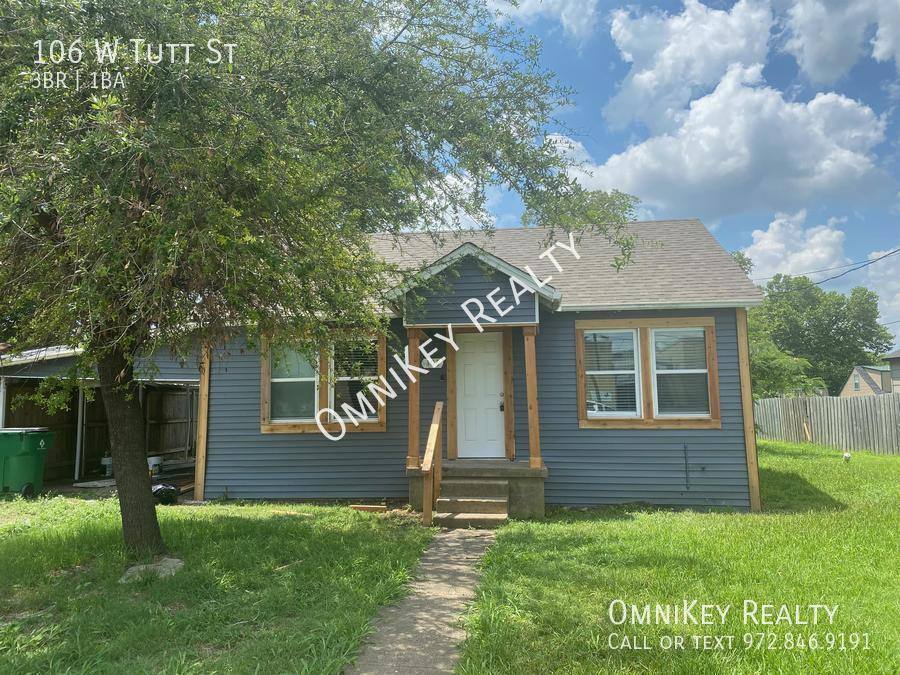 House for rent at 106 W Tutt St, Howe, TX 75459