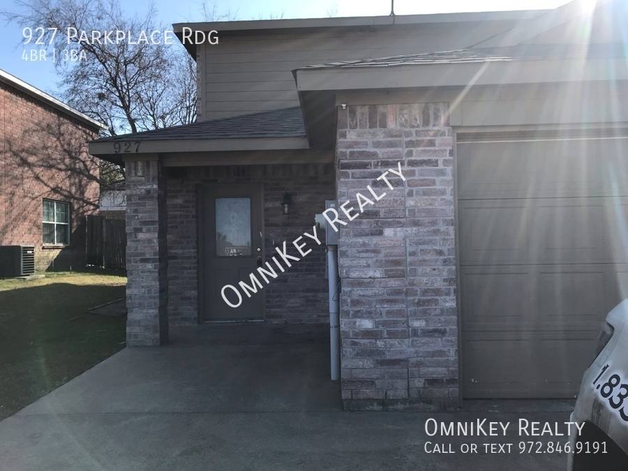 House for rent at 927 Parkplace Ridge, Princeton, TX 75407