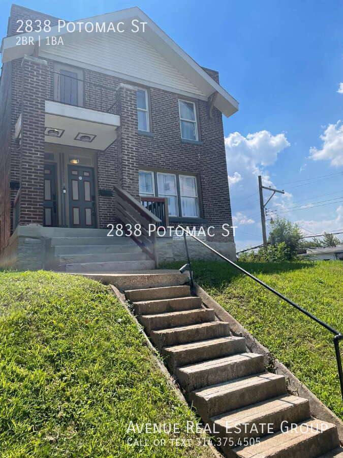 Apartment for rent at 2838 Potomac St, Saint Louis, MO 63118