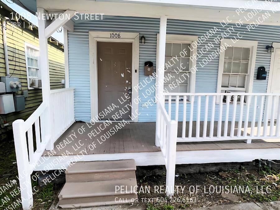 Apartment for rent at 1008 Newton St, New Orleans, LA 70114