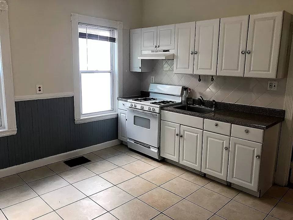 House for rent at 28 Litchfield #1, Brighton, MA 02135