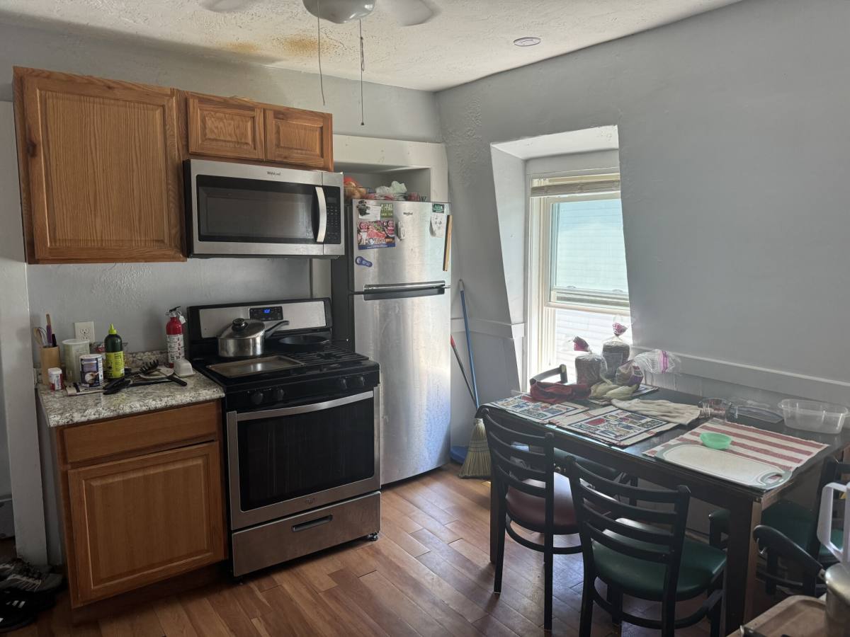 Apartment for rent at 13 Goulding St #1, Worcester, MA 01609