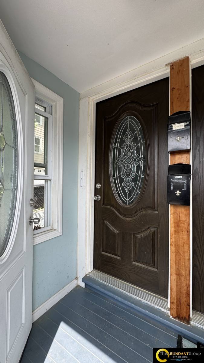House for rent at 93 Hillside Rd #2, Watertown, MA 02472
