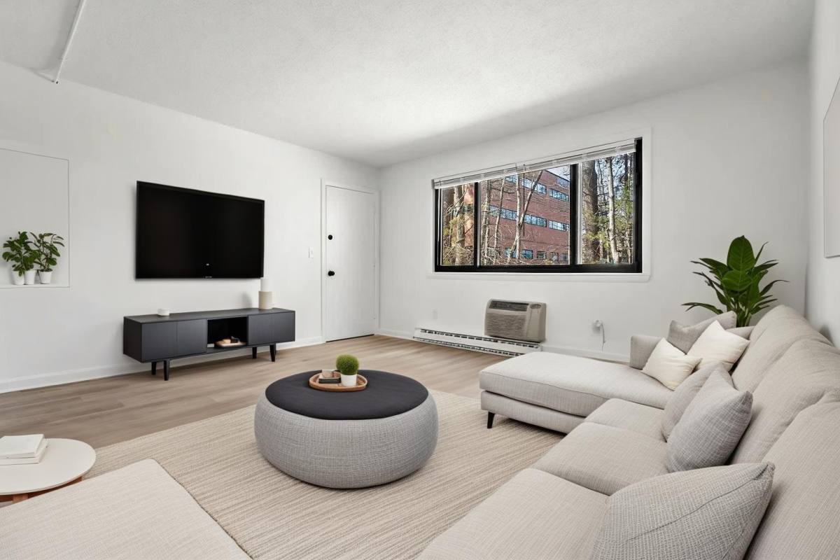 Apartment for rent at 14 Pierce St #5, Foxboro, MA 02035