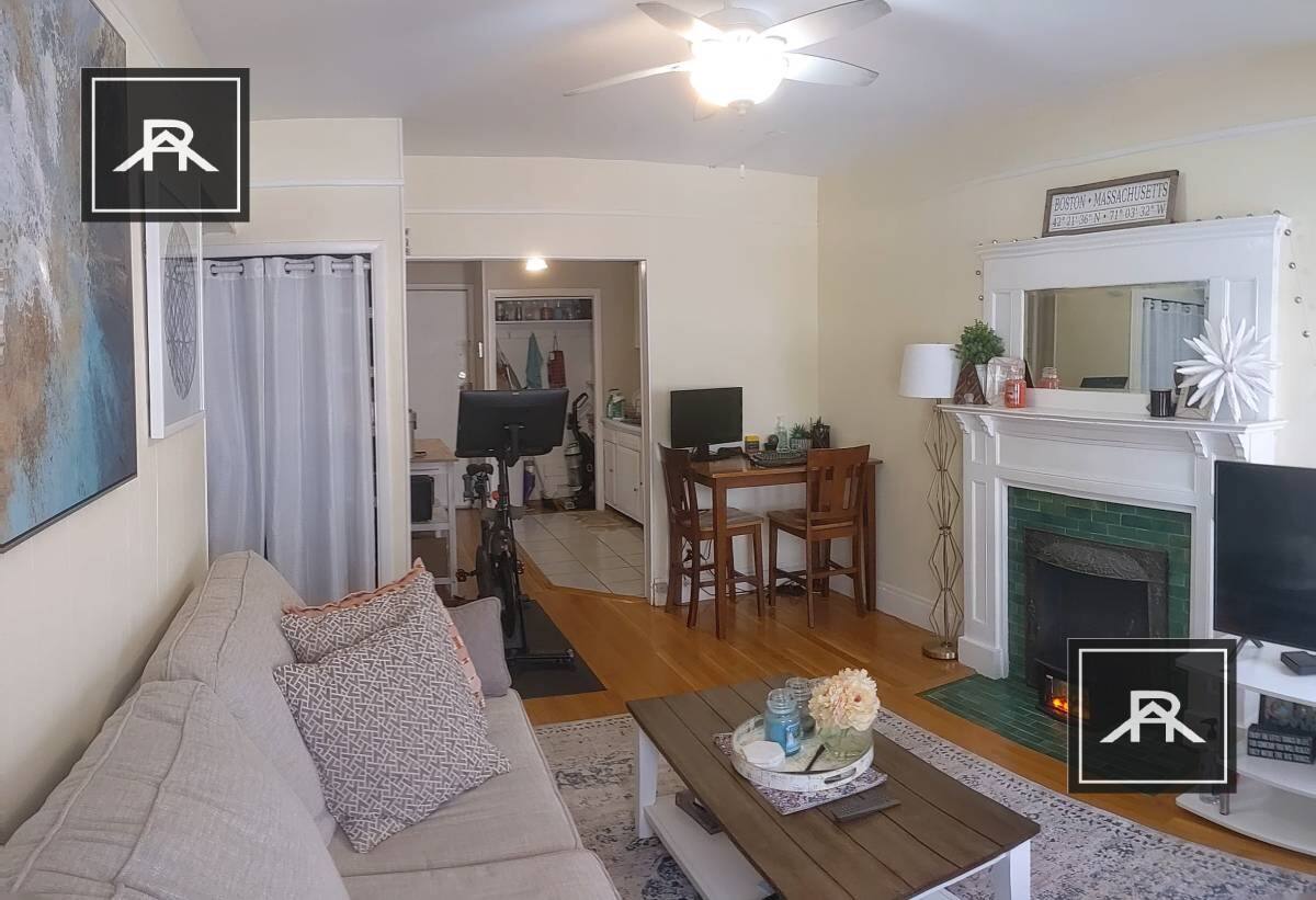Apartment for rent at 1305 Commonwealth #4, Allston, MA 02134