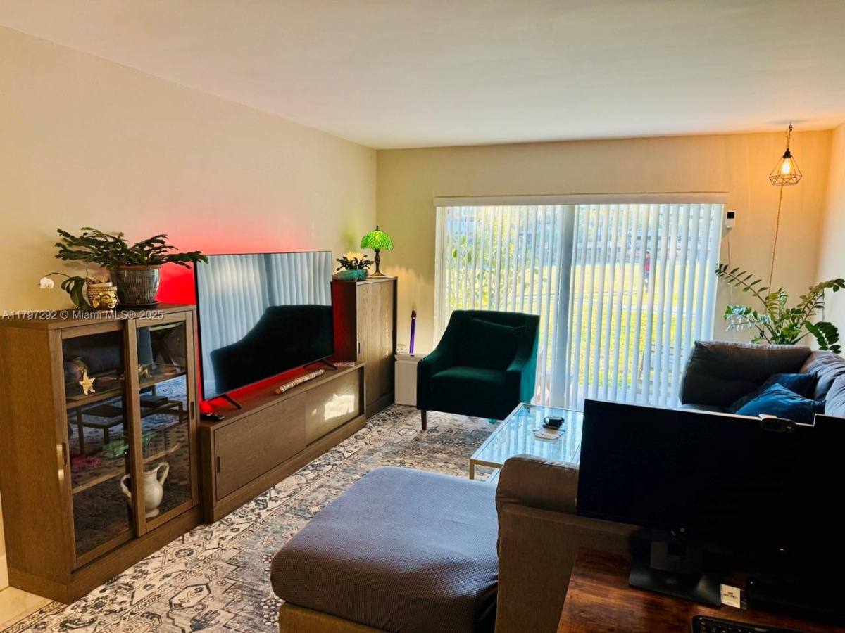 Apartment for rent at 7348 SW 82nd St #C117, Miami, FL 33143