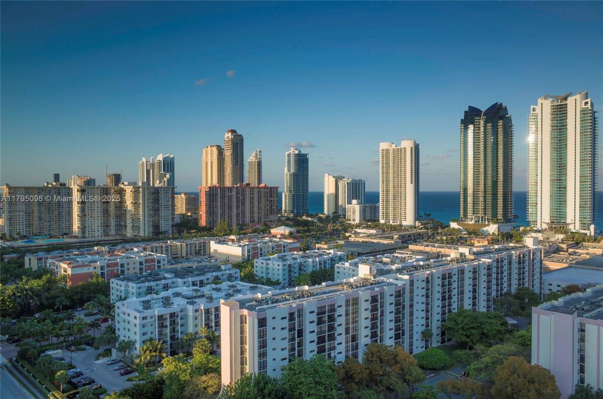 Apartment for rent at 17021 N Bay Rd #1019, North Miami Beach, FL 33160