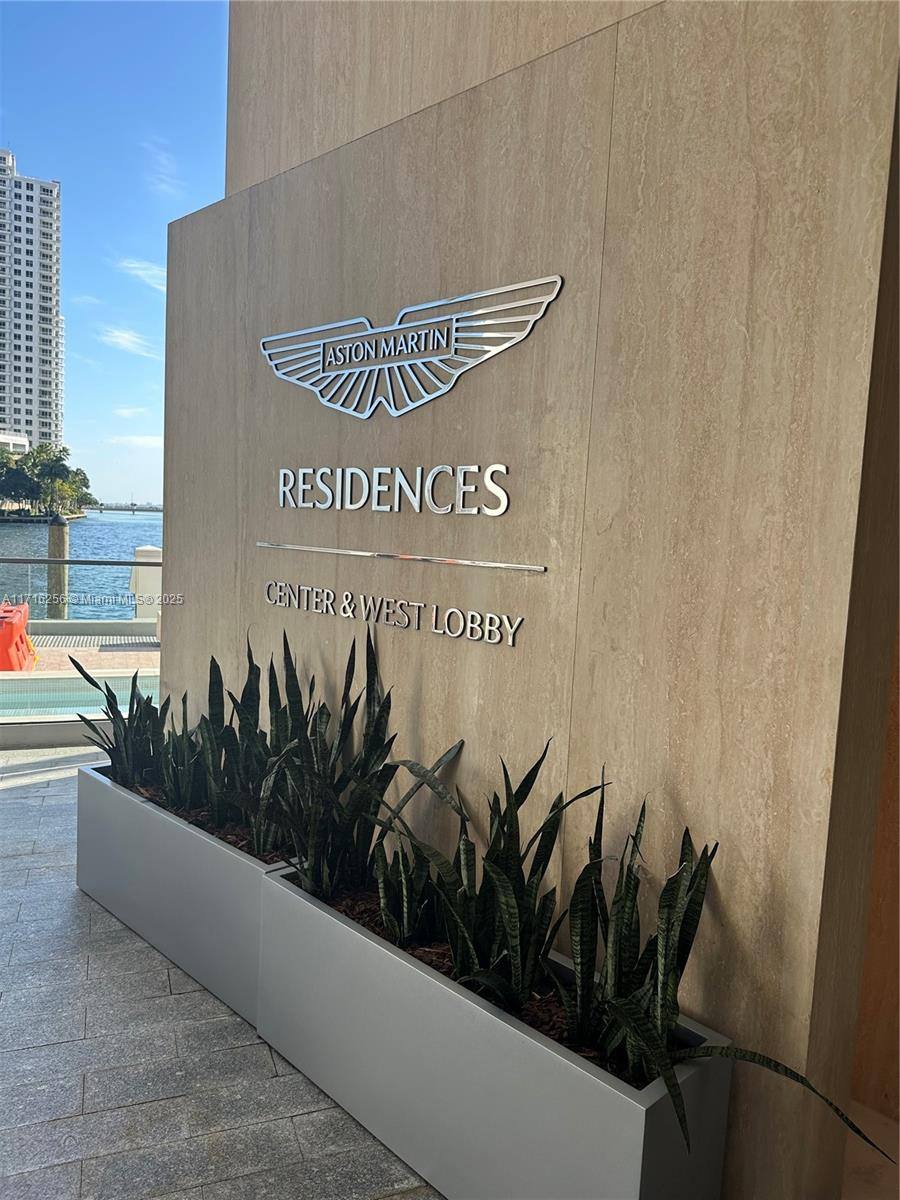 House for rent at 300 Biscayne Blvd Way #4808, Miami, FL 33131