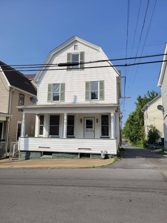 House for rent at 110 9th St, Altoona, PA 16602