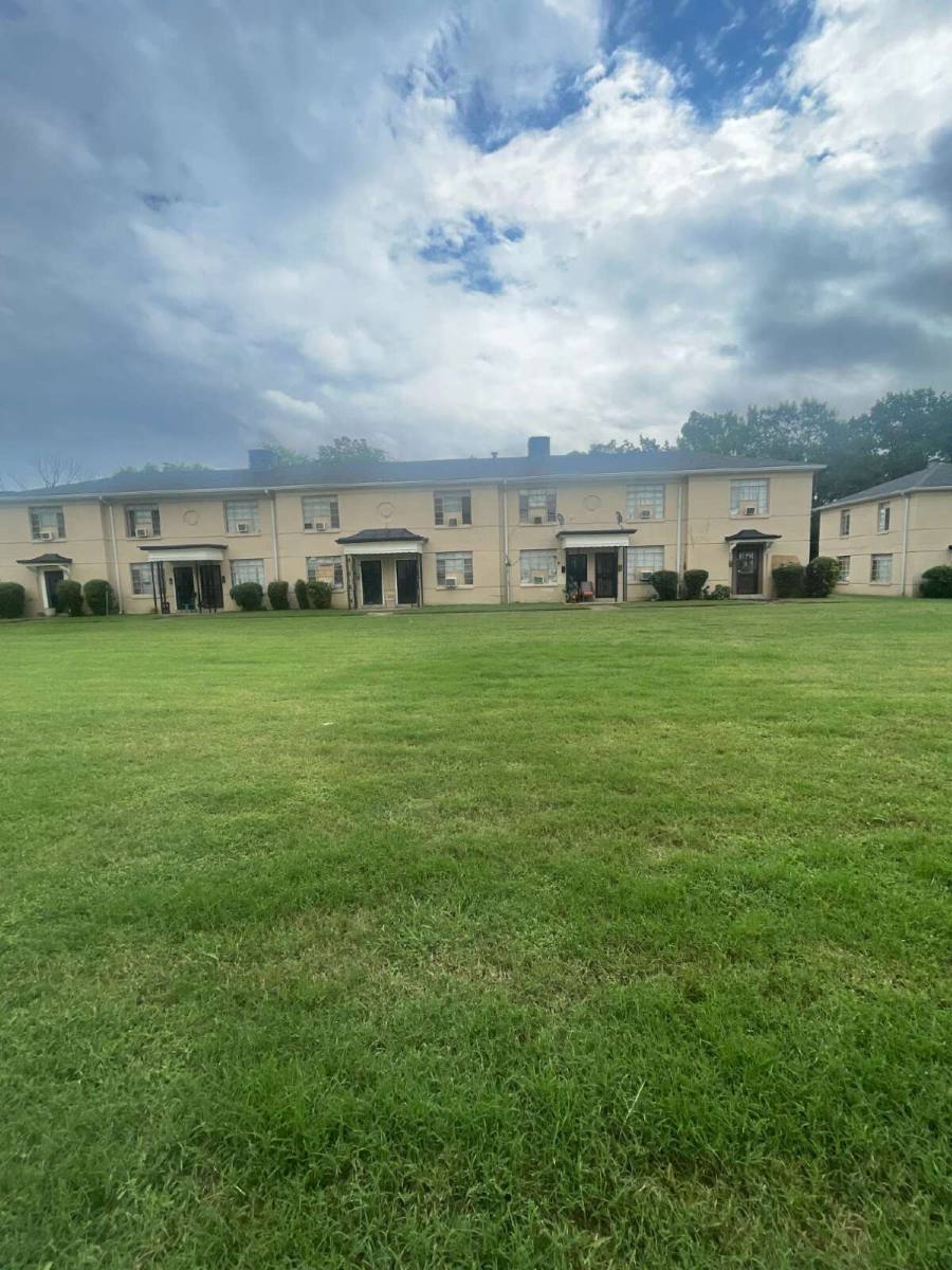 Apartment for rent at 1919 S Parkway #3, Memphis, TN 38114