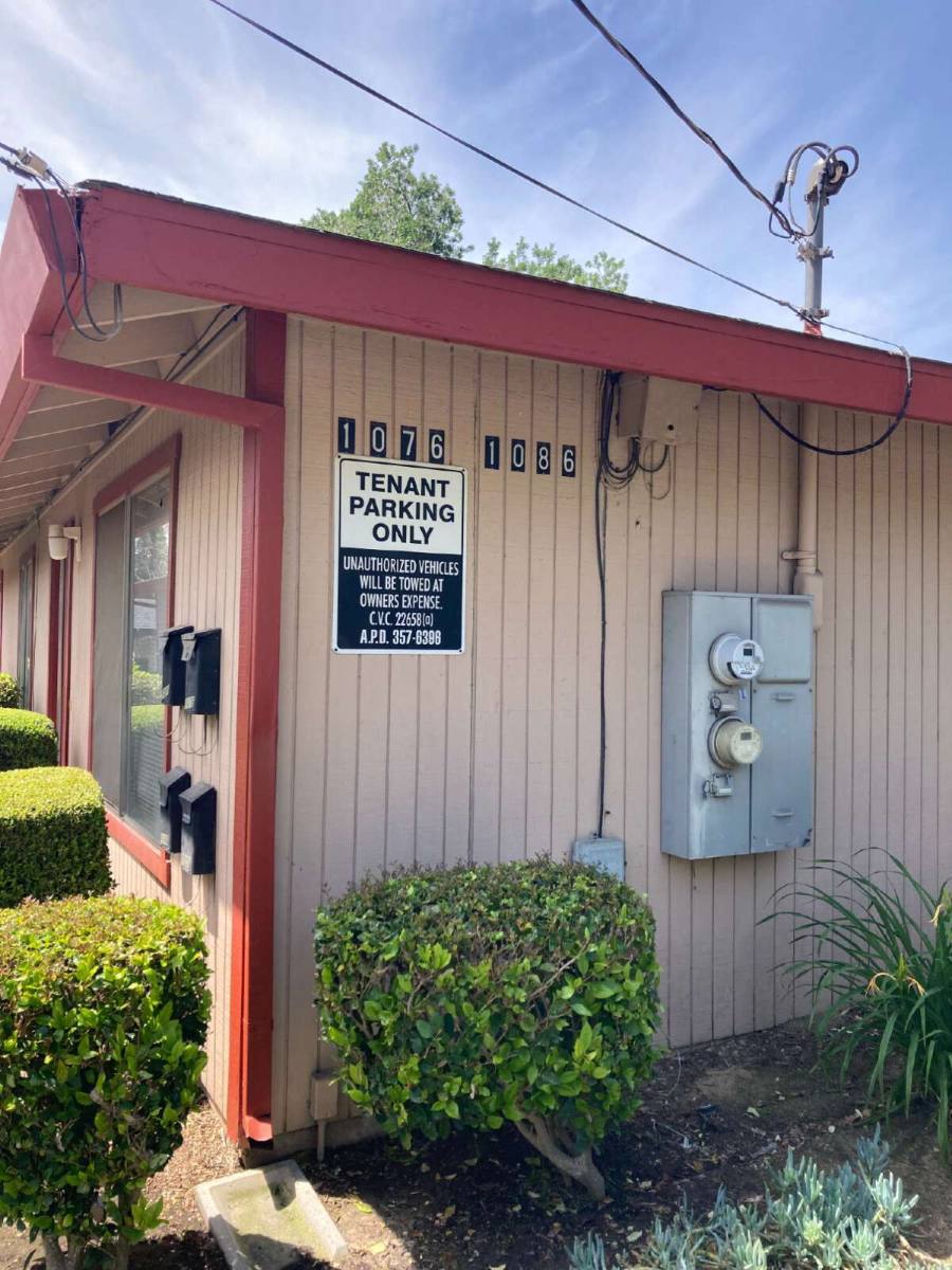 Apartment for rent at 1086 Fir Ave, Atwater, CA 95301