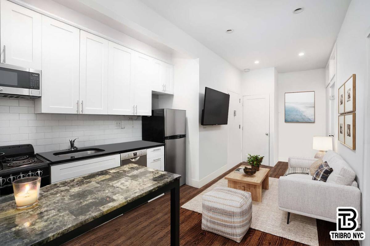 Apartment for rent at 230 E 7th St #4A, New York, NY 10009