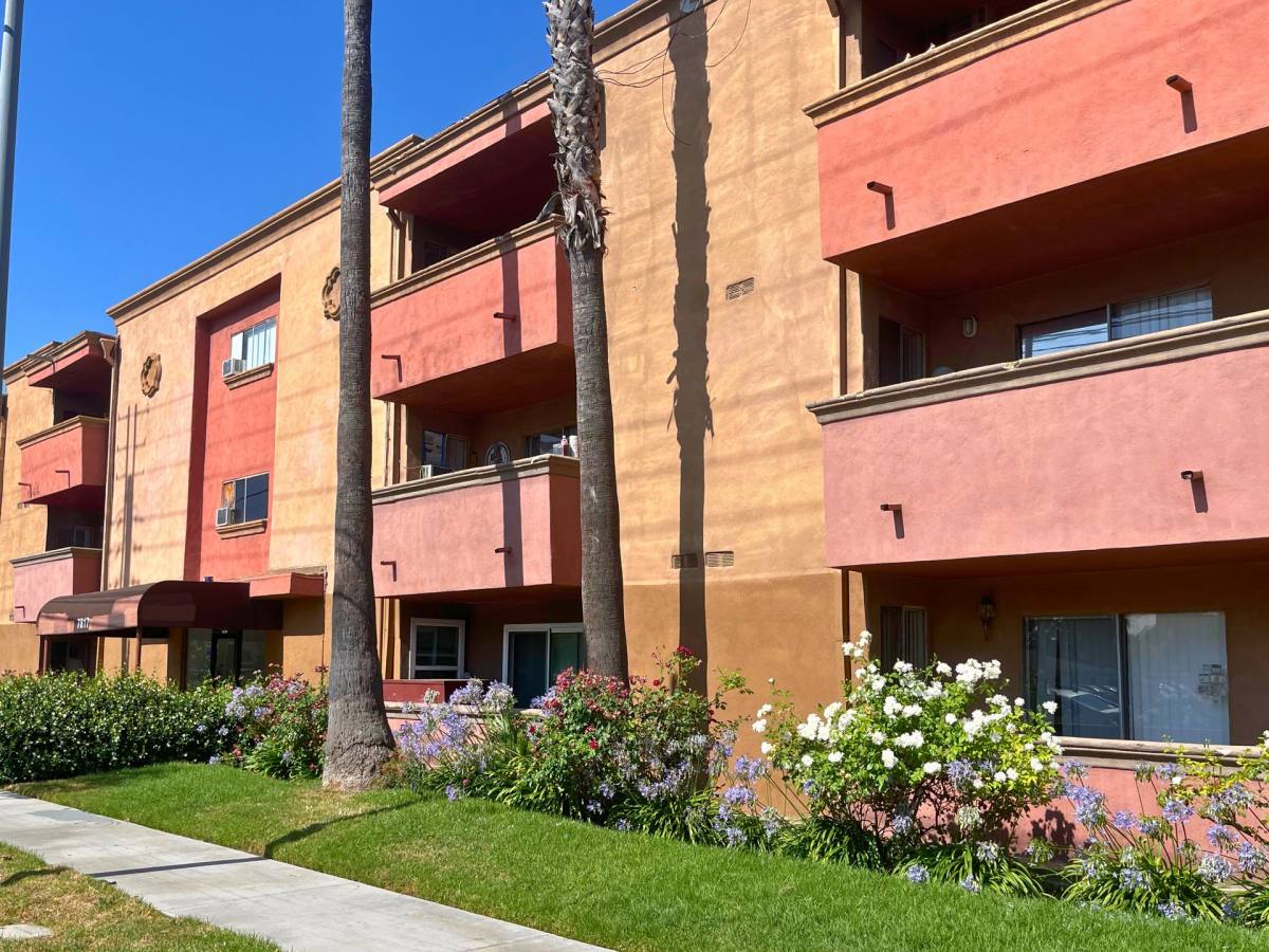 Apartment for rent at 7817 Reseda, Reseda, CA 91335