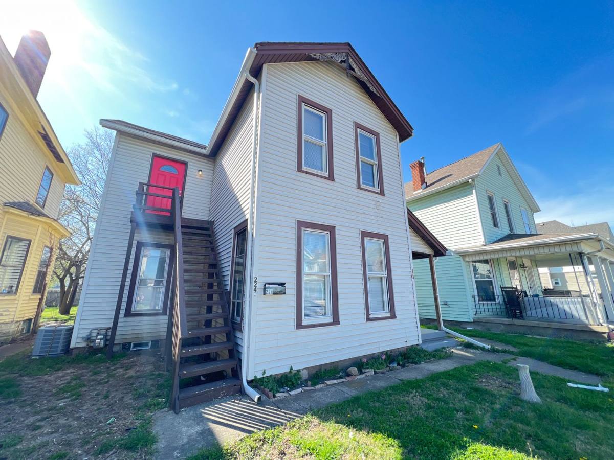 Apartment for rent at 224 Baltimore St, Middletown, OH 45044