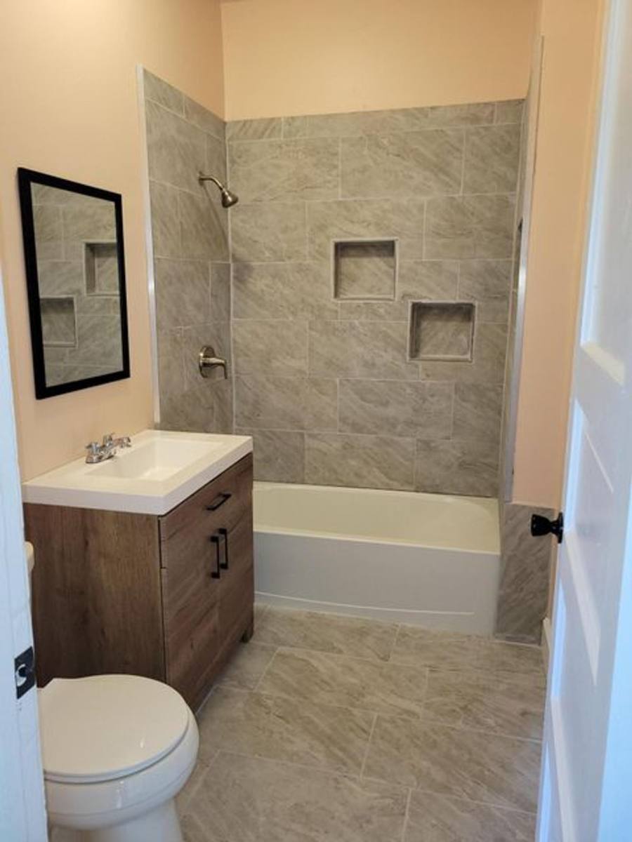 Apartment for rent at 2516-2518 N 12th St, Milwaukee, WI 53206