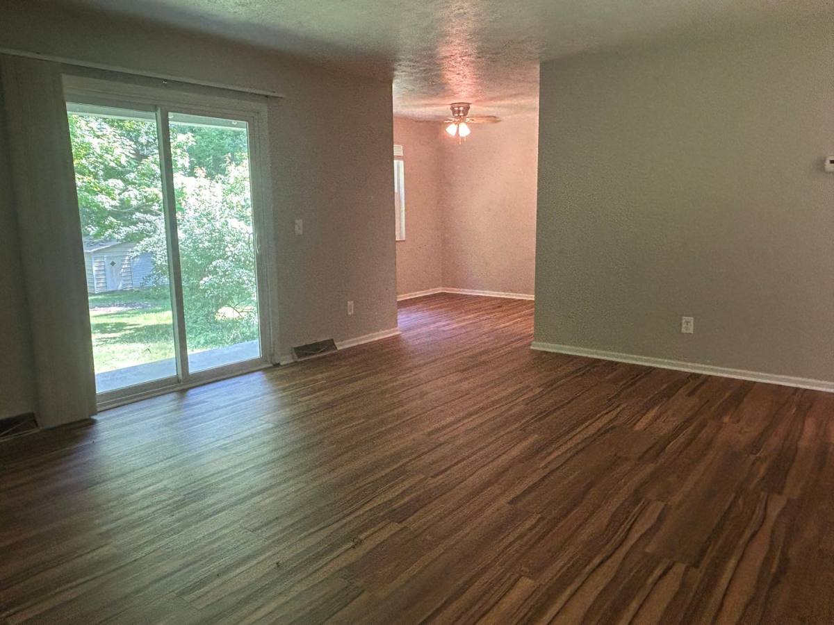 Apartment for rent at 824 Oak St, Connersville, IN 47331