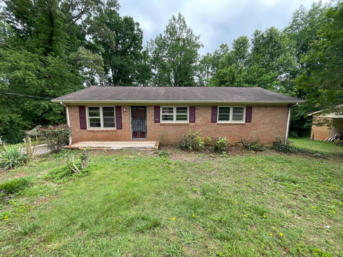 House for rent at 1829 Quail Run Dr, Shelby, NC 28150