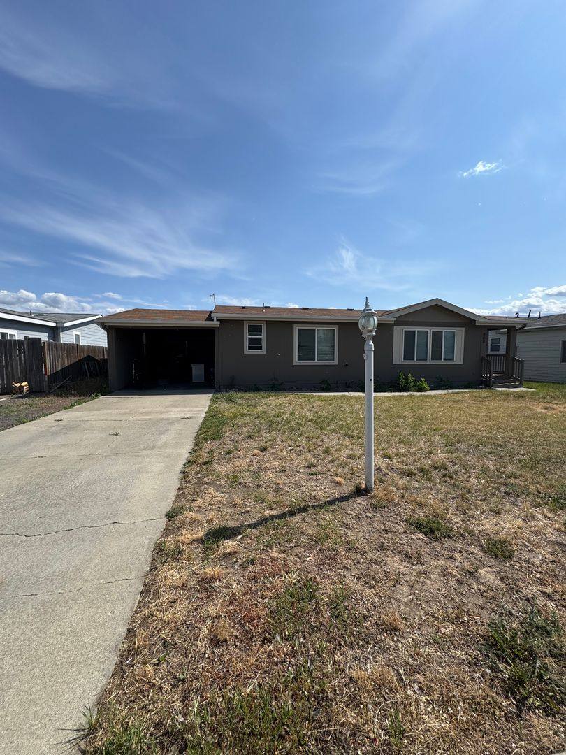 House for rent at 408 Alpine Dr, Ellensburg, WA 98926