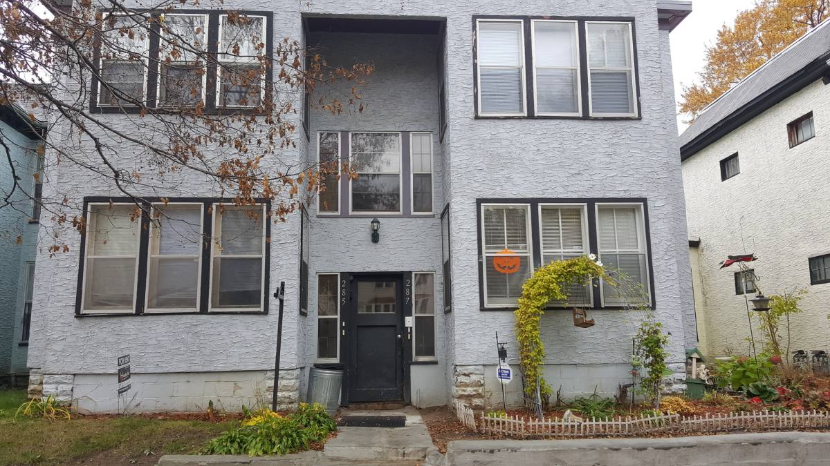 Apartment for rent at 283 Bates Ave, Saint Paul, MN 55106