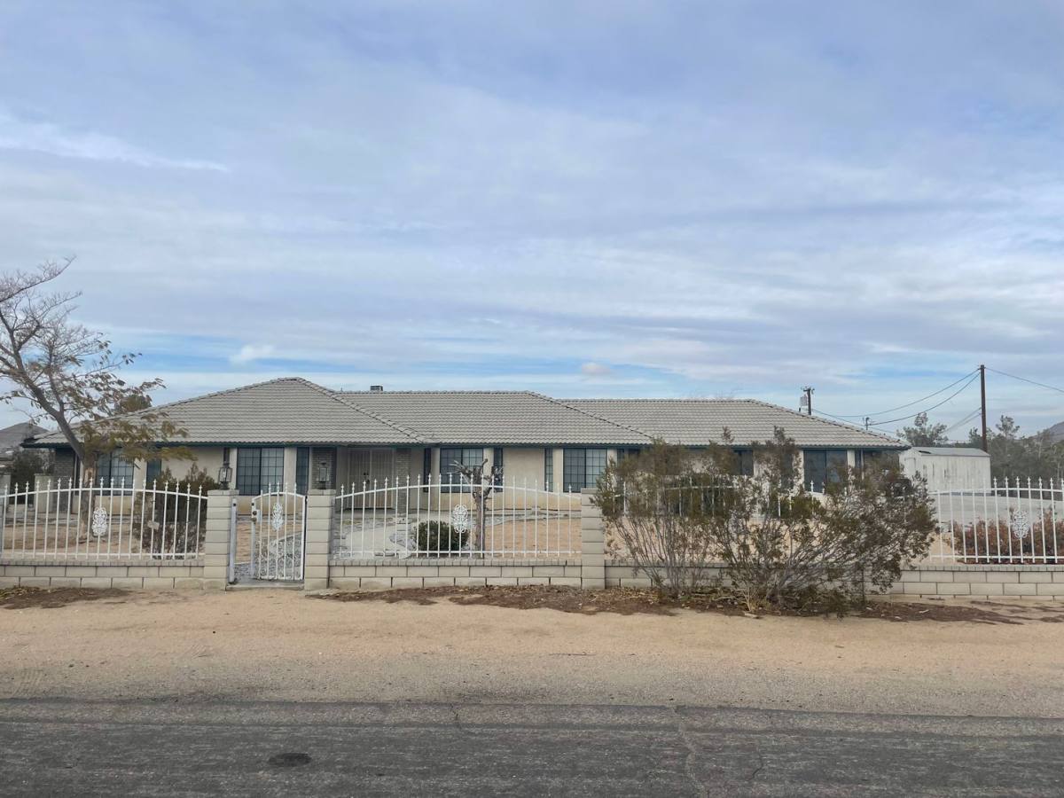 House for rent at 18802 Chapae Lane, Apple Valley, CA 92307